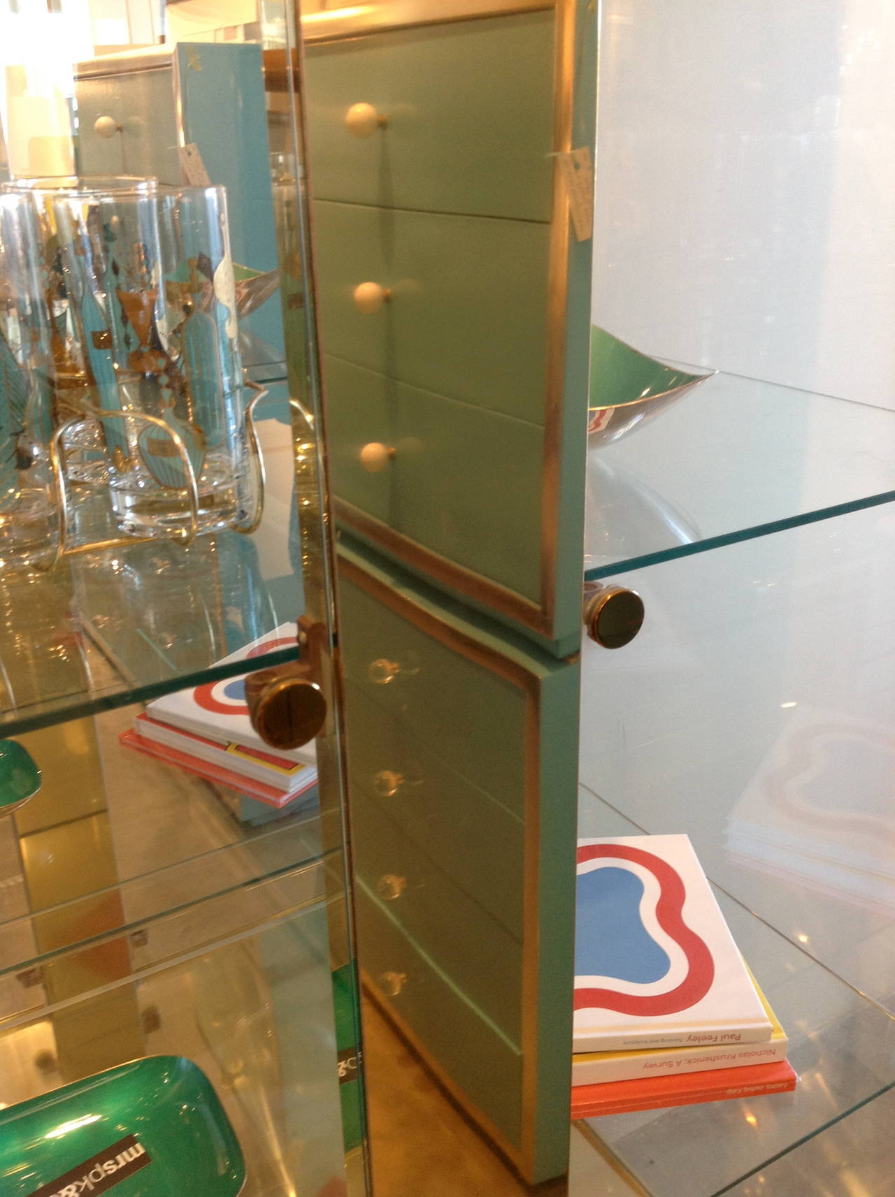 Mid-Century Modern Mastercraft Brass and Glass Display Cabinet