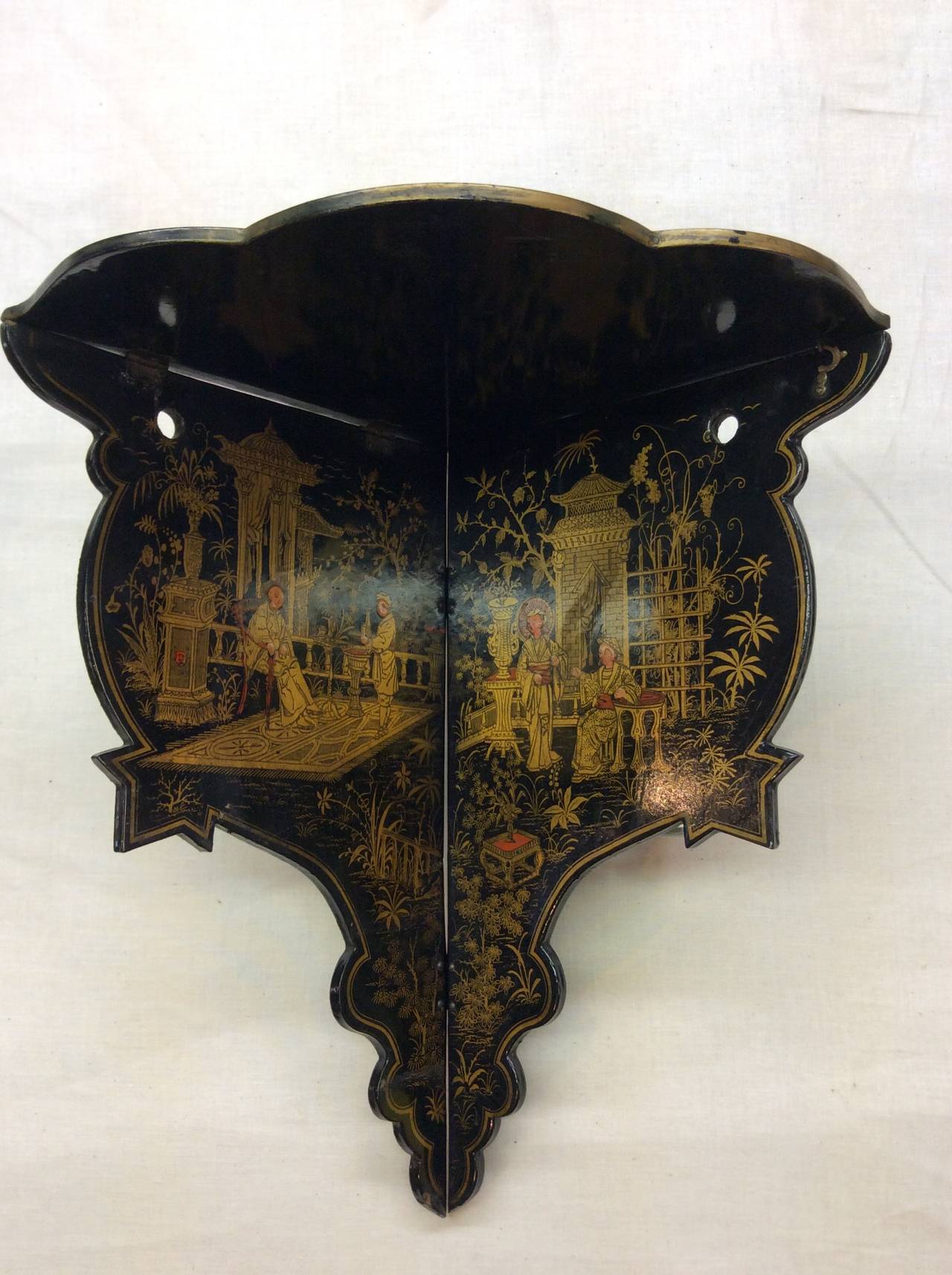 Chinoiserie English lacquer wall shelf and corner shelfs In Excellent Condition For Sale In New York, NY