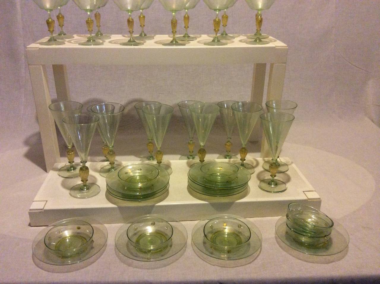 Venetain Glass Champagne, Wine and Desert Bowl and Plates In Excellent Condition For Sale In New York, NY