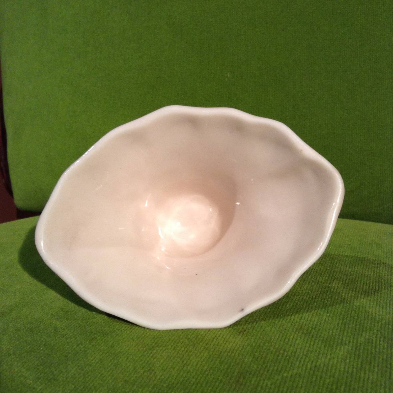 A blanc Chine libation cup For Sale 3