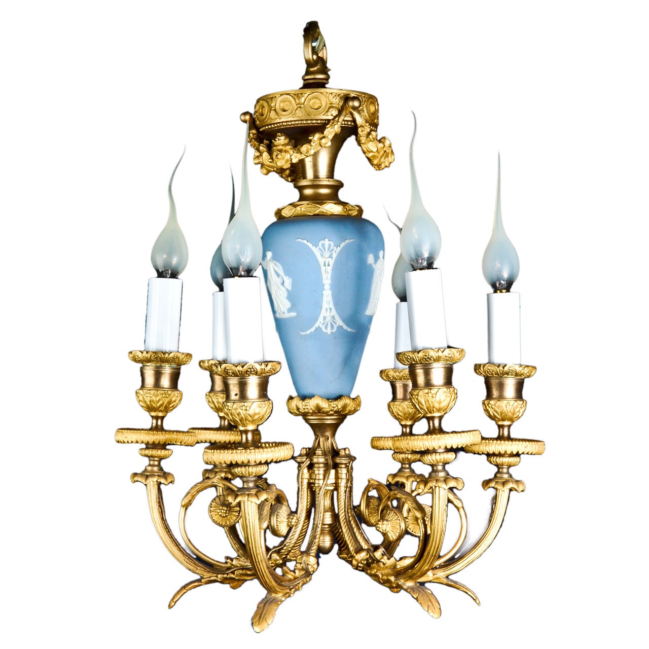 Beau lustre français ancien de style Louis XVI en bronze doré et bois de cèdre
