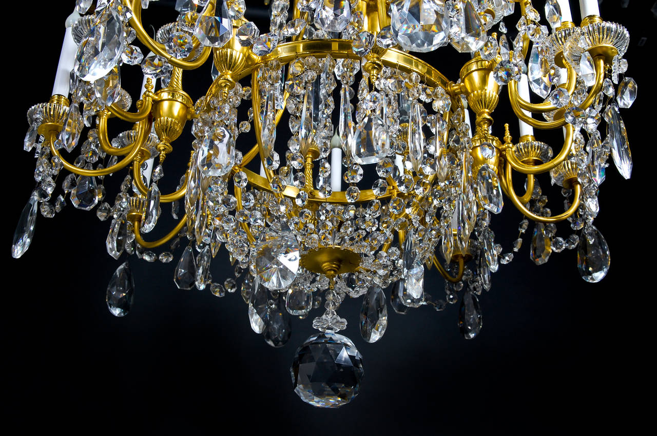 Large Antique French Louis XVI Style Gilt Bronze and Crystal Baccarat Chandelier For Sale 4