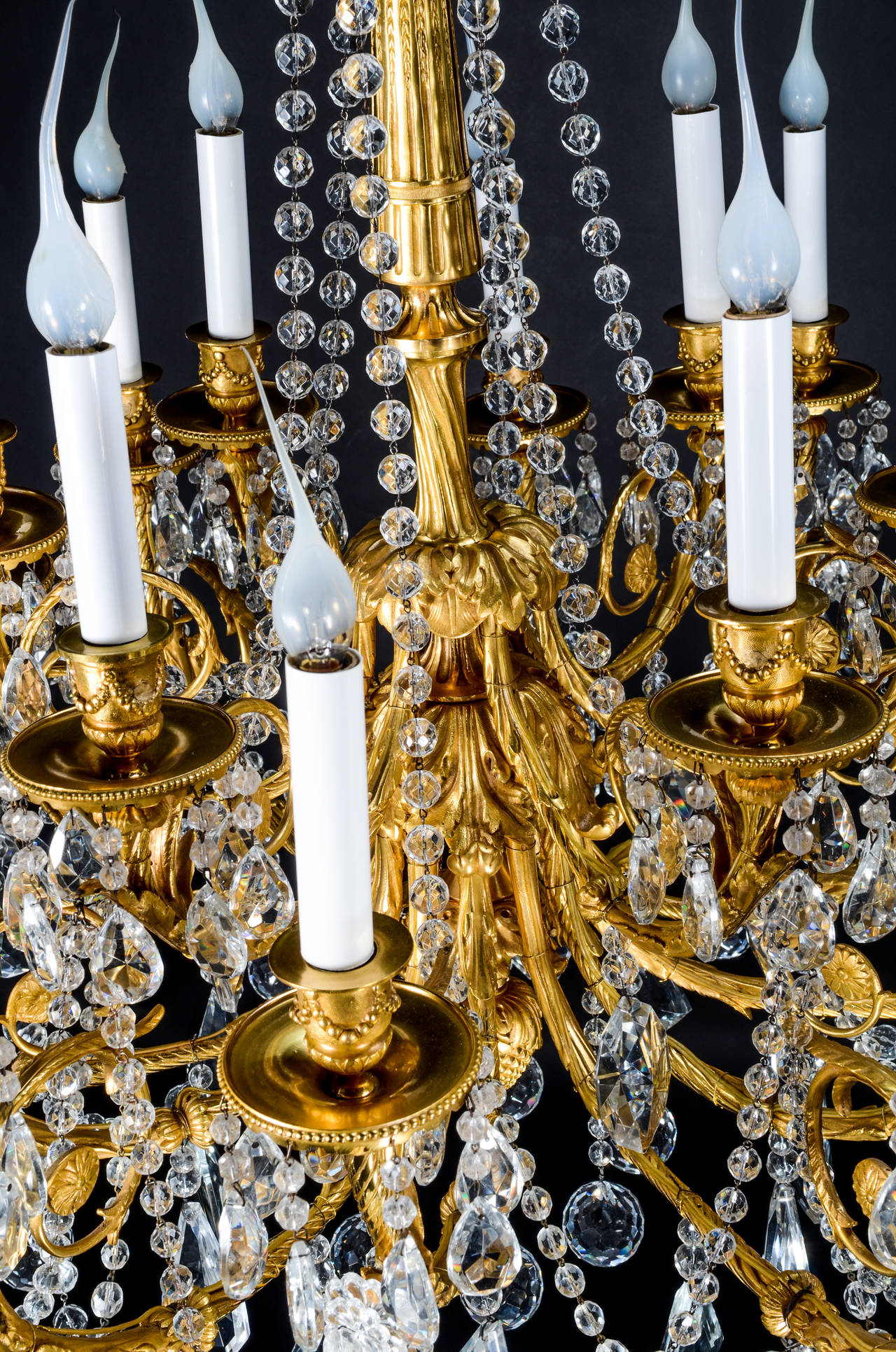 Superb Antique French Louis XVI Style Gilt Bronze and Crystal Chandelier In Good Condition In New York, NY