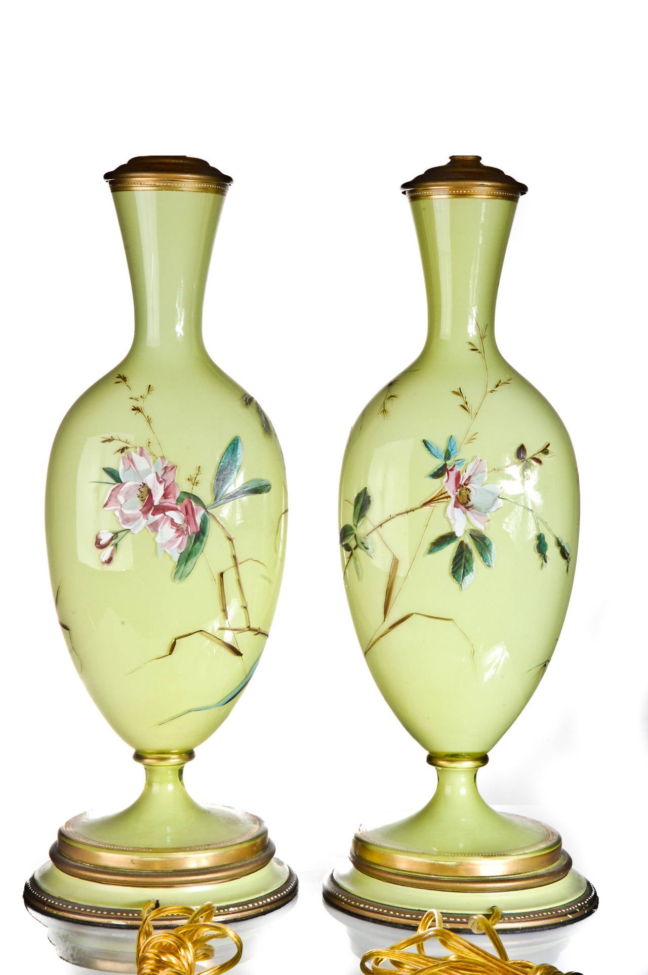 Pair of Fine Antique French Louis XVI Style Enameled Yellow Opaline Glass Lamps In Good Condition In New York, NY