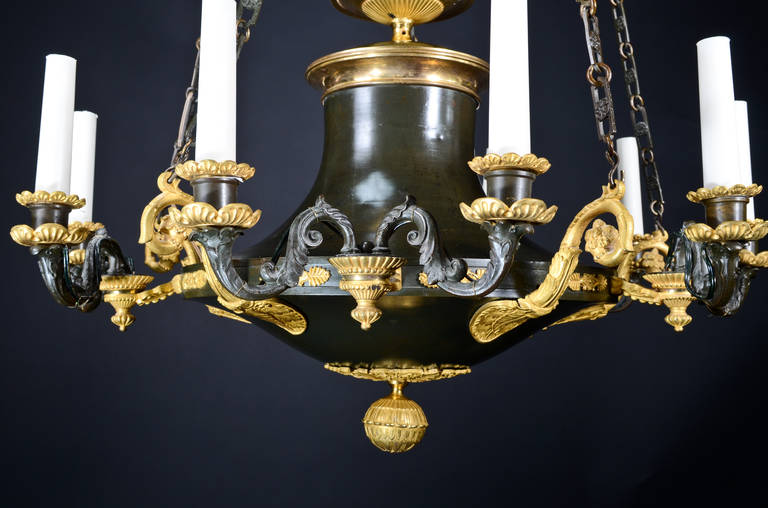 Lustre néoclassique ancien de style Empire français, français Bon état - En vente à New York, NY
