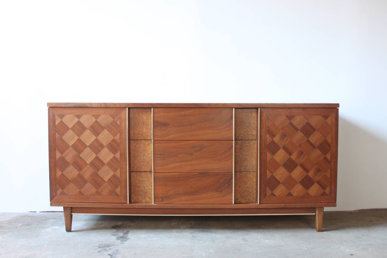 basic witz dresser