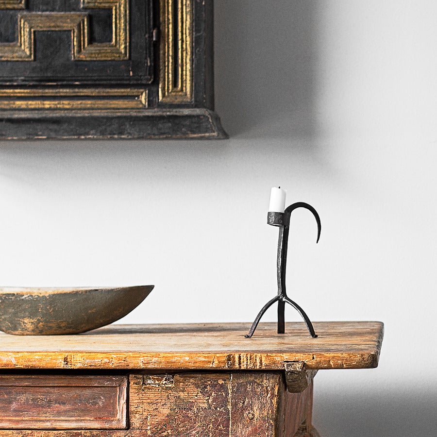18th Century Swedish Wrought Iron Rush Candle Holder In Good Condition In Allerum, SE
