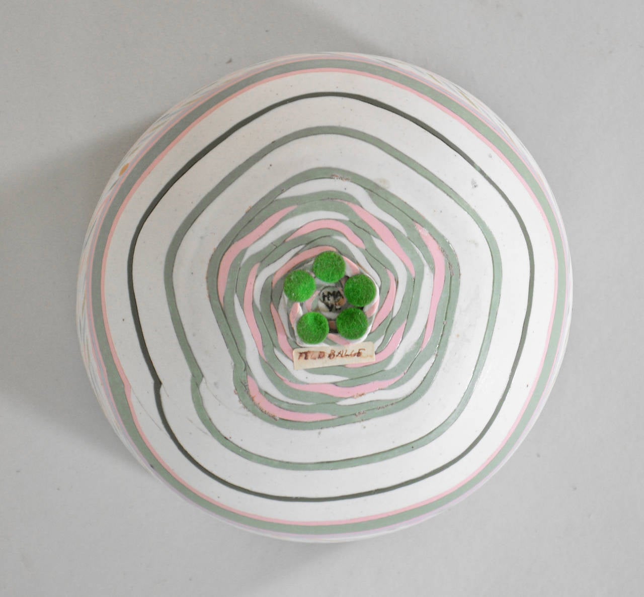 Late 20th Century ”Confetti” porcelain bowl For Sale