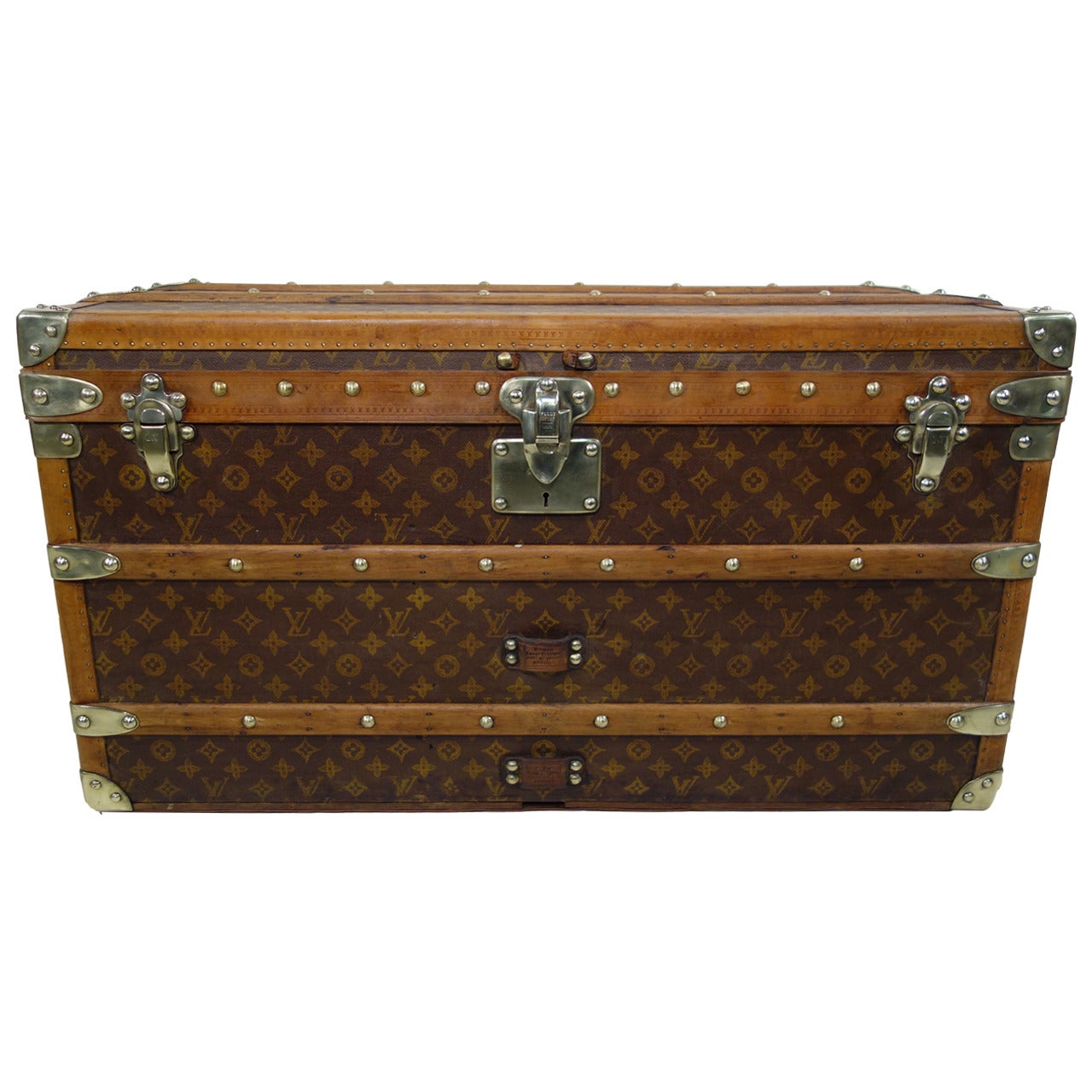 Louis Vuitton Courrier Monogram Trunk, 1910 For Sale