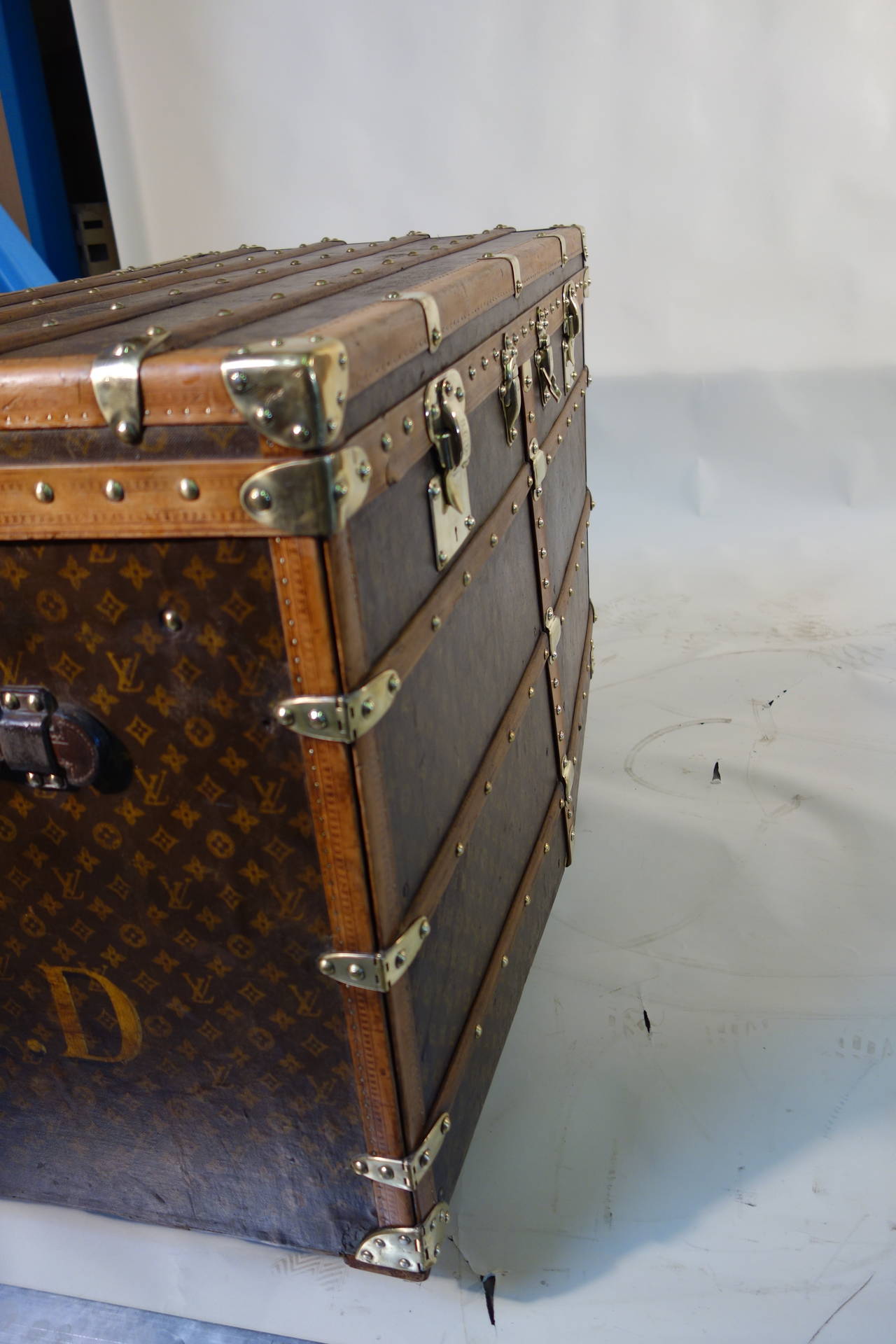 Early 20th Century 1920s Louis Vuitton Office Trunk or Malle Bureau For Sale