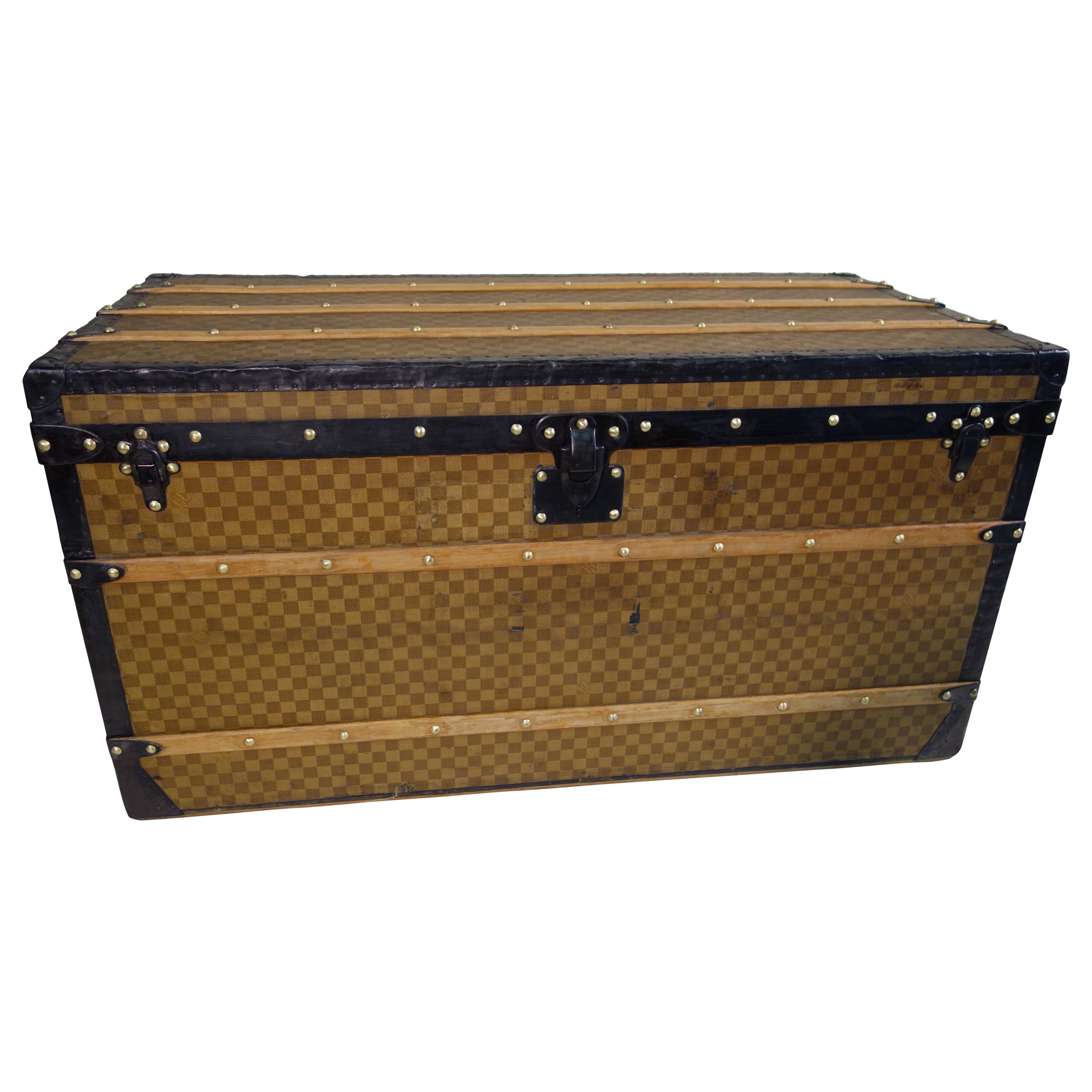 1900s Louis Vuitton Yellow Damier Trunk or Malle Courrier Damier Jaune For Sale
