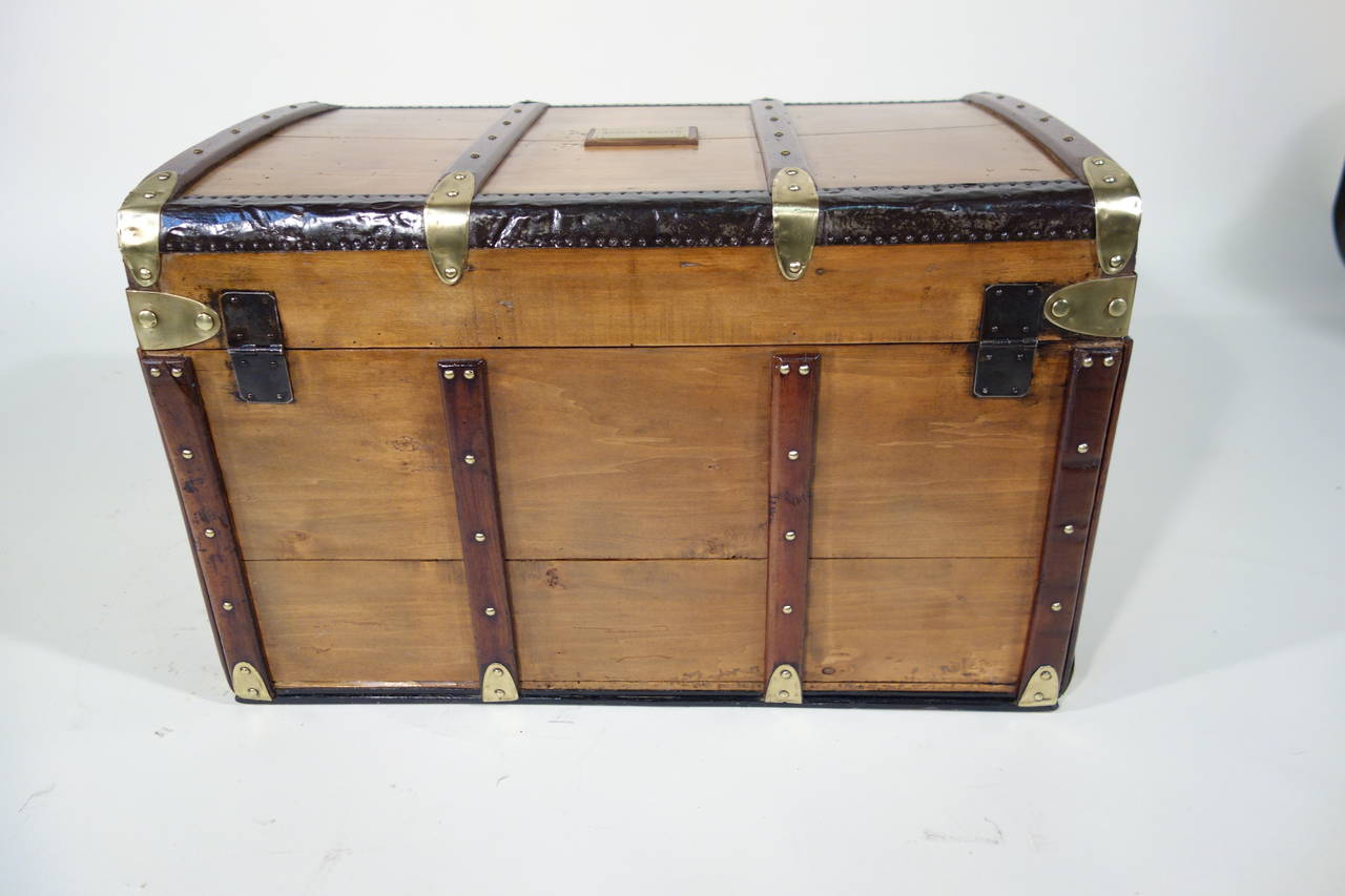 1890s French Wood Trunk, Curved Varnished For Sale 2