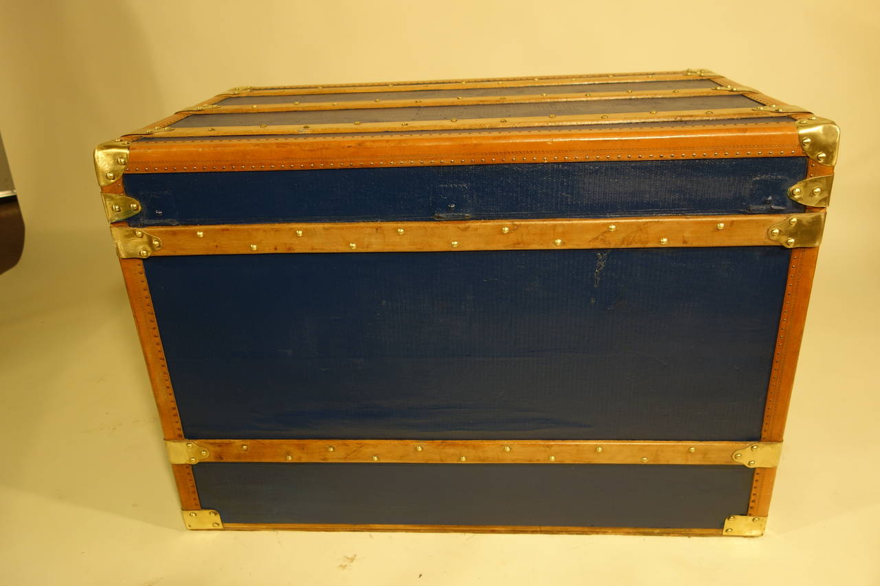 1900's Steamer Trunk  Dresser with Removable Door / malle commode For Sale 3