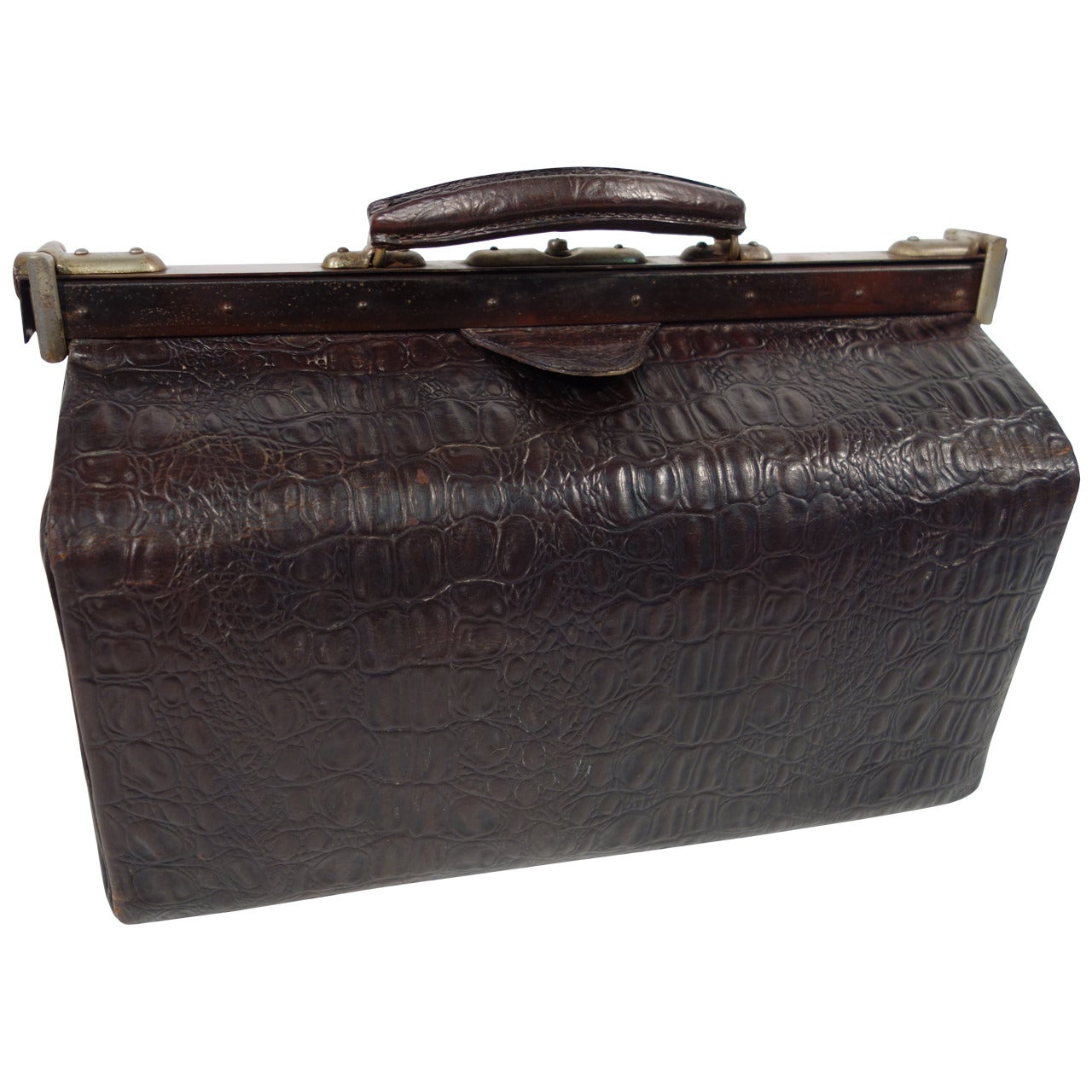 1930's  Doctor bag in   Leather with Crocodile Pattern For Sale