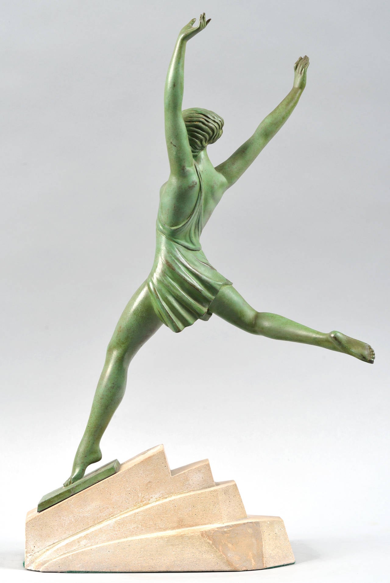 Fayral-Le Faguays, Olympie, Atalante, Bronze Sculpture In Excellent Condition For Sale In Montreal, Quebec