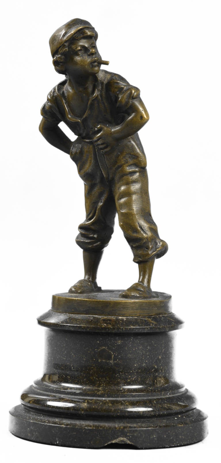 ‘P. Ferrari, ’ French Bronze Figure of Gavroche  In Good Condition In Montreal, Quebec