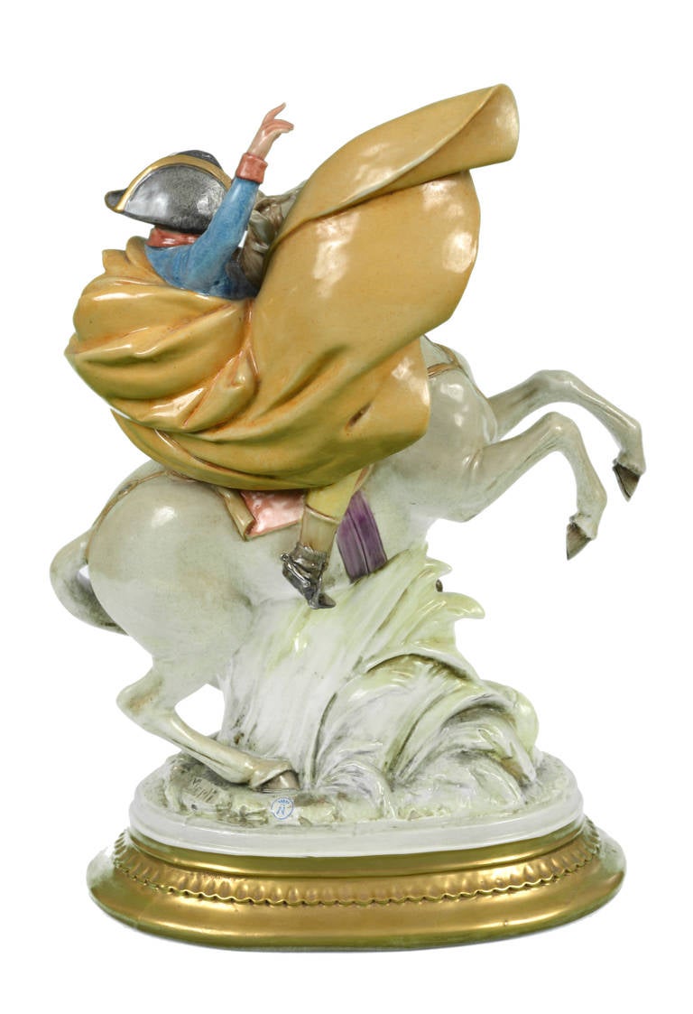 Capodimonte porcelain figure
Napoleon on horse.
By the master sculptor Bruno Merli.
Signed 'Merli' next to blue crown over N marks in tiny medallion.
Base with N between two eagles.
Measures: 31.5 cm tall.
Width base : 20 cm.