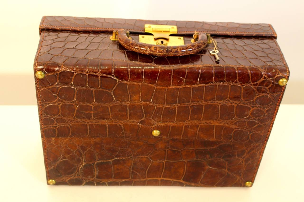 Early 20th Century Extraordinary Alligator Leather Case for Gents, UK, c. 1920