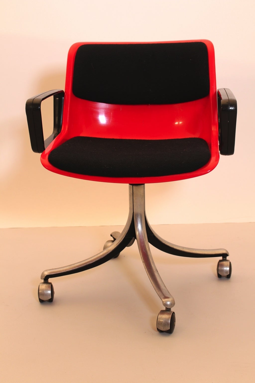 Mid-Century Modern Red Desk Chair by Osvaldo Borsani, Italy, 1970s