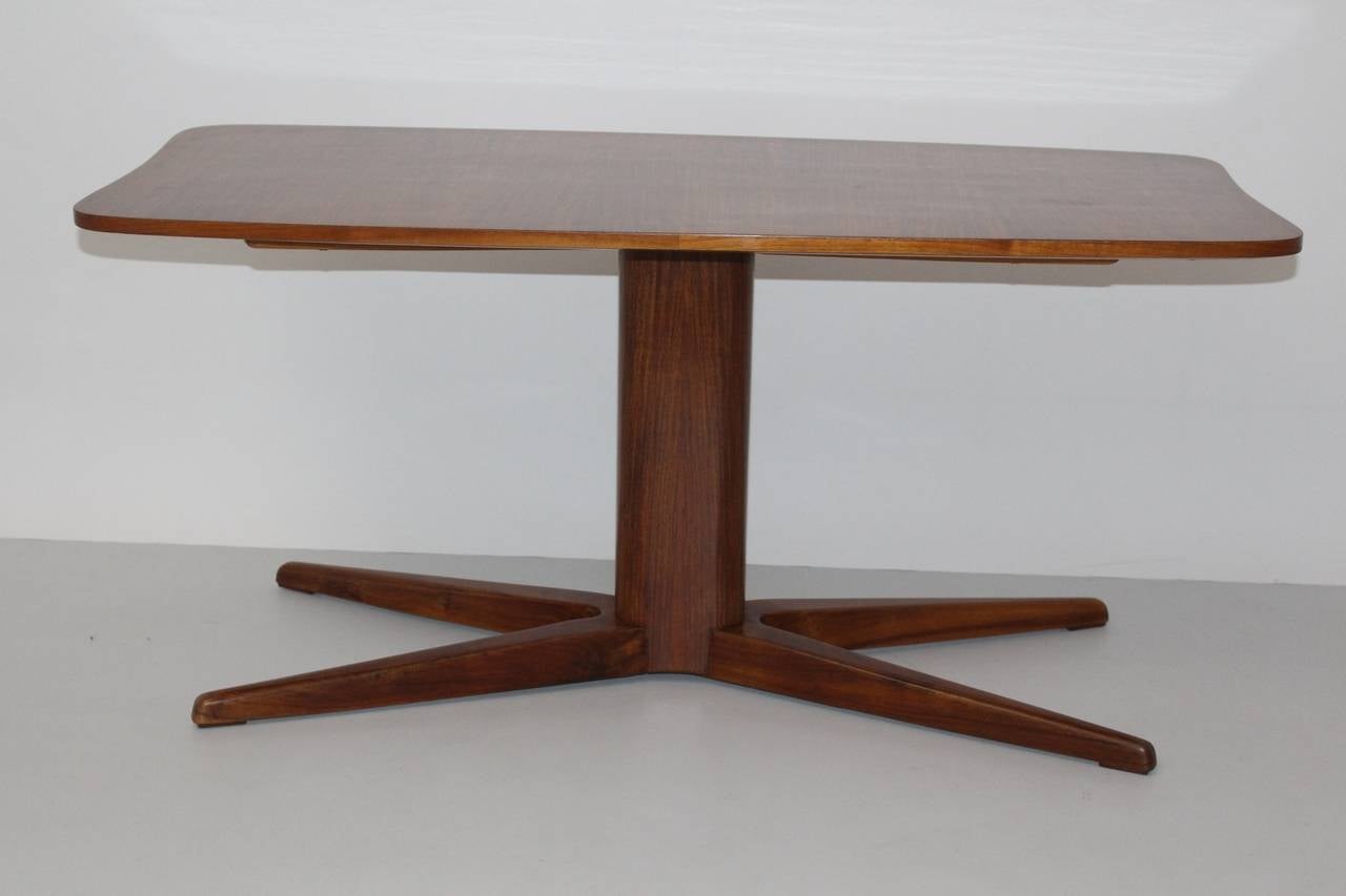 Mid Century Modern vintage walnut coffee table or side table, which was designed by Oswald Haerdtl, circa 1949 Austria.
The coffee table is in very good condition. It is carefully cleaned and the surface is hand-polished with shellac.
approx.