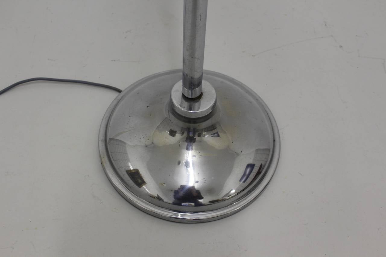 Lampadaire chromé mi-siècle moderne attribué à Robert Sonneman, années 1960, États-Unis en vente 2
