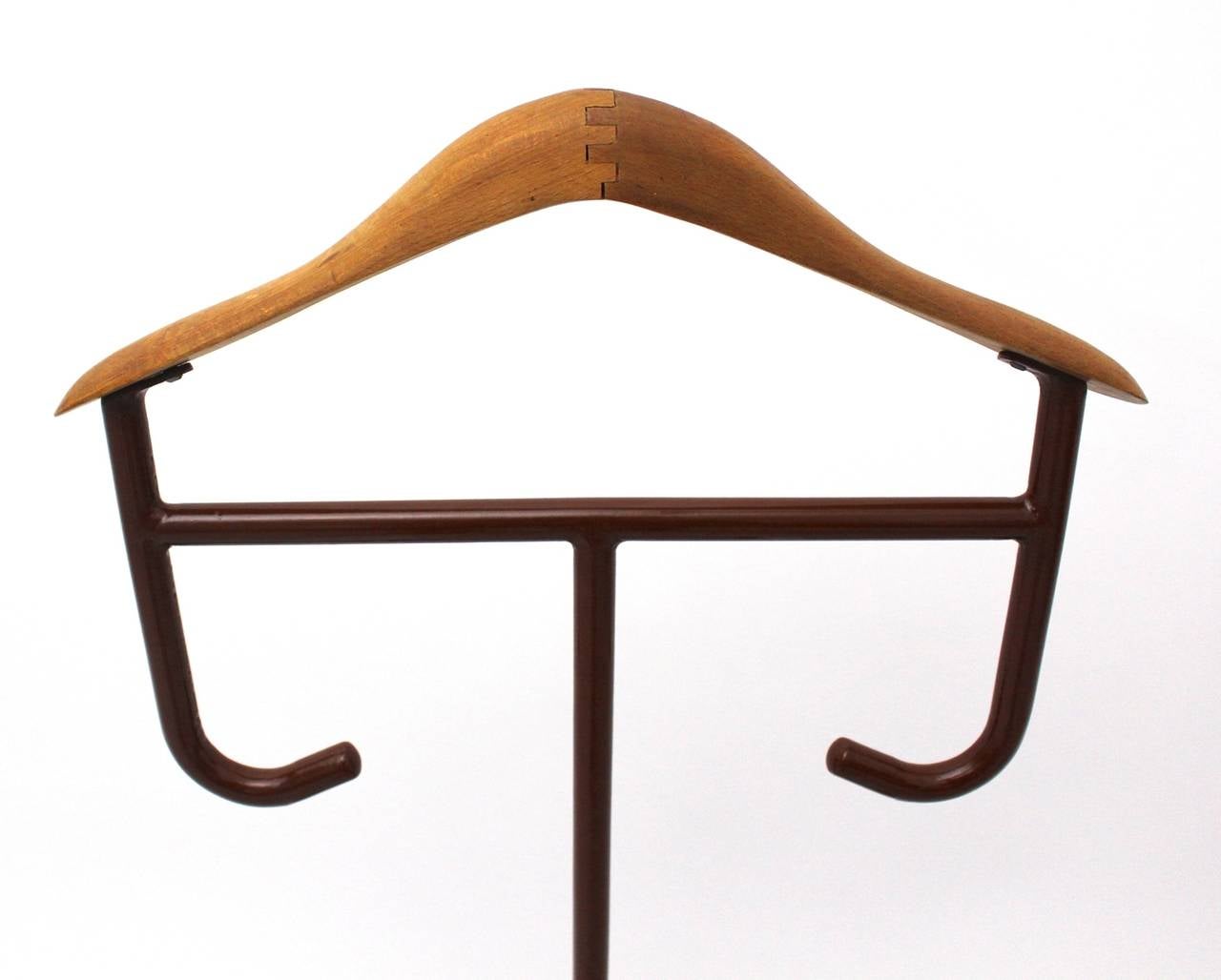 Mid-20th Century Art Deco Bauhaus Tubular Steel Valet, circa 1930