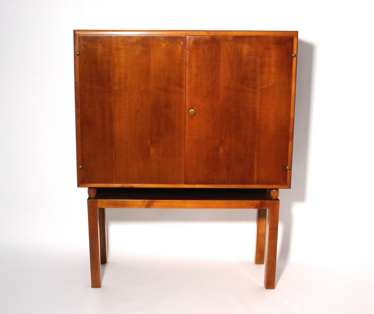 Josef Frank Art Deco Cherrywood Brass Cabinet Haus Und Garten circa 1925, Vienna For Sale 2