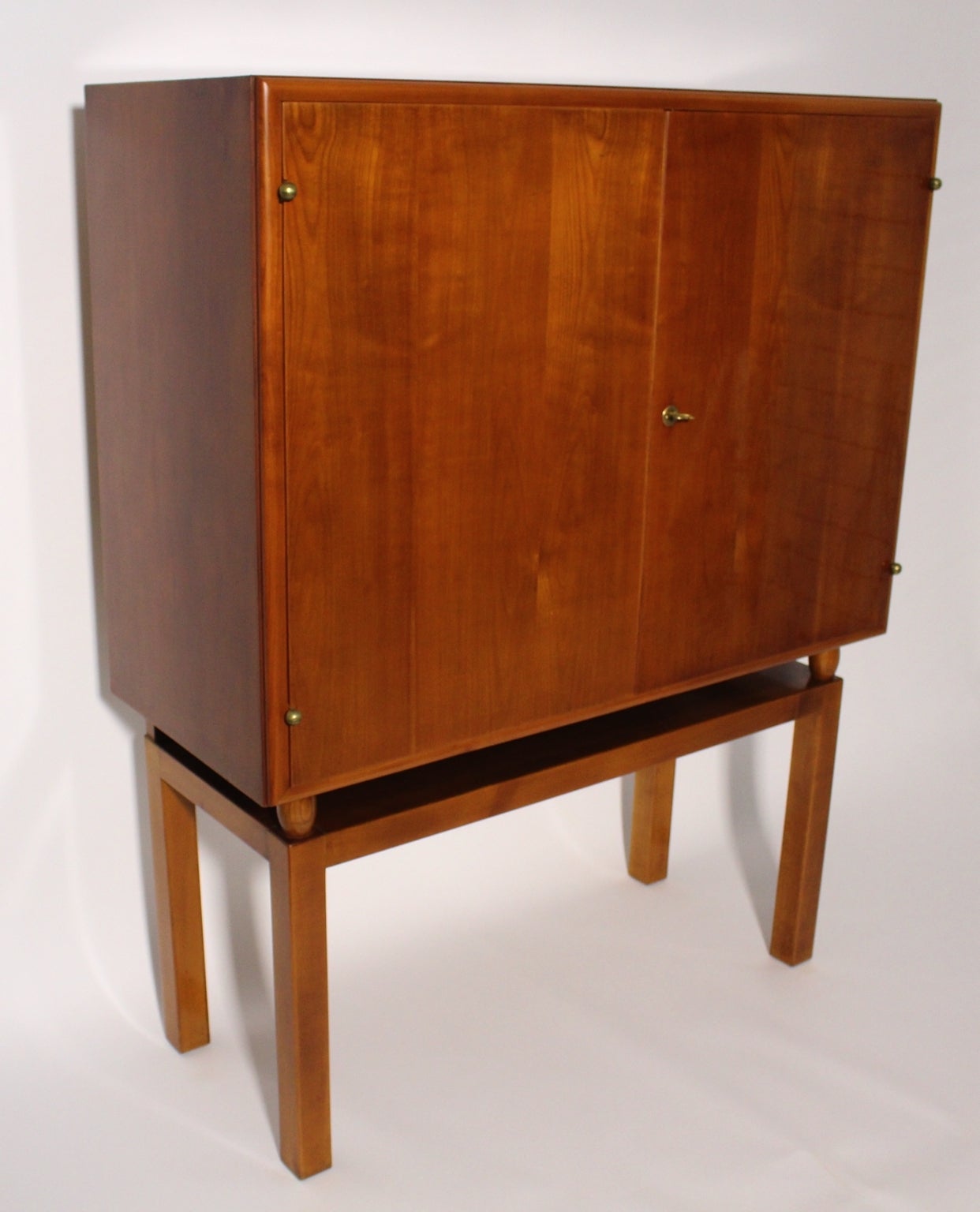 Josef Frank Art Deco cherrywood cabinet or Bergemöbel for Haus Und Garten, Vienna, circa 1925 
Josef Frank is one of the most popular Austrian representatives from architects and designers of the Art Deco period in Vienna.
His work presented cosy