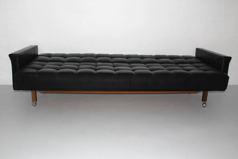 Black Leather Vintage Mid Century Daybed by Johannes Spalt  Austria, circa 1959 In Good Condition For Sale In Vienna, AT