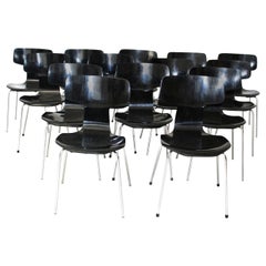 Chaises empilables scandinaves modernes et noires vintage d'Arne Jacobsen, Danemark, 1952