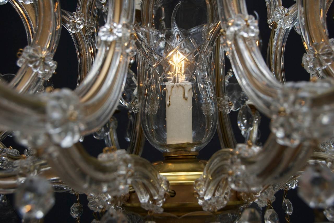 Belgian 20th Century Large Crystal Chandelier with 16 Lights