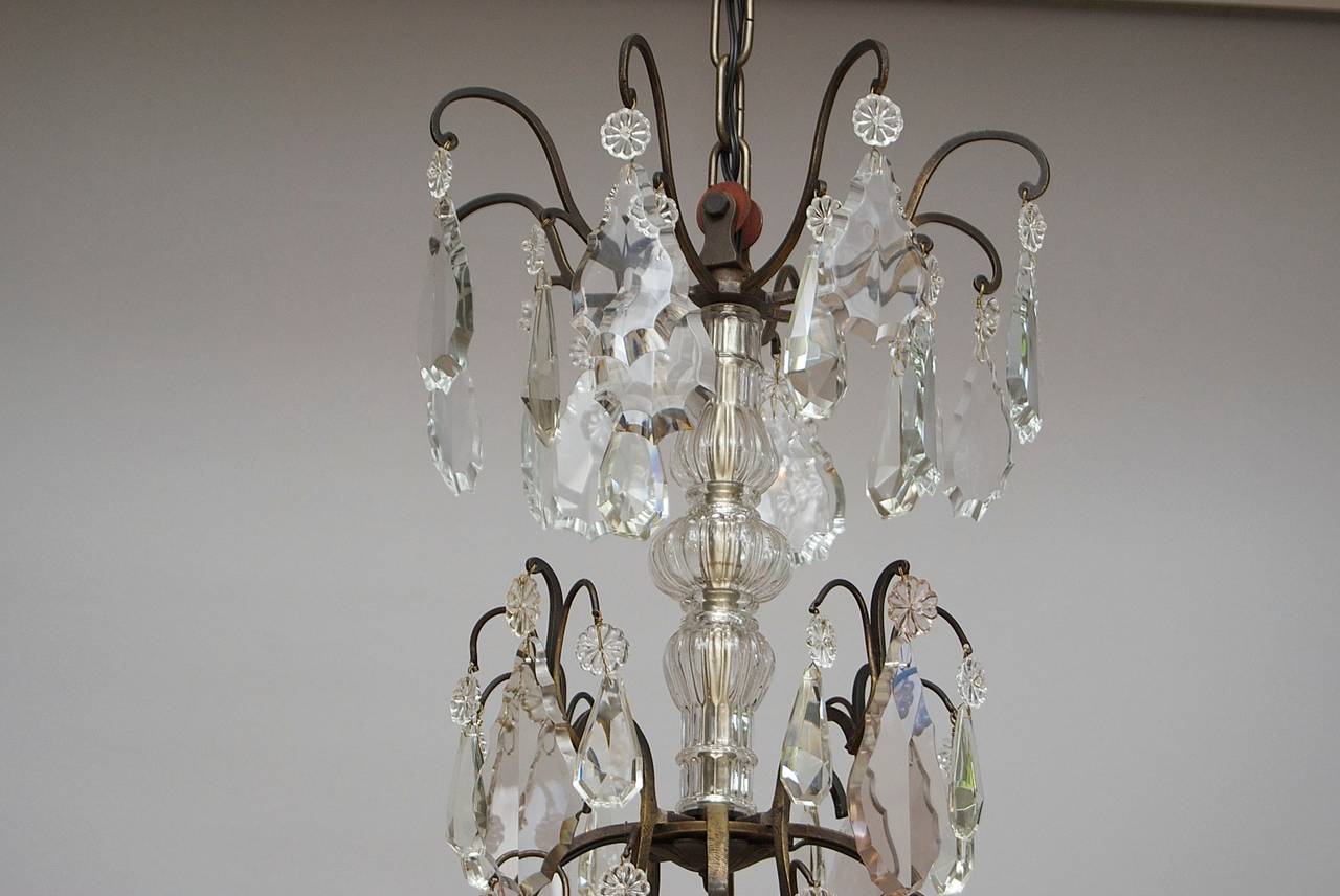 Early 20th Century French Crystal Chandelier with a Dark Patina For Sale 1