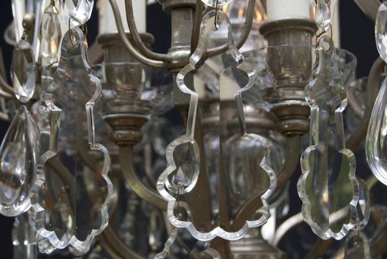 Bronze Early 20th Century French Silvered Crystal Chandelier with Eight Lights For Sale