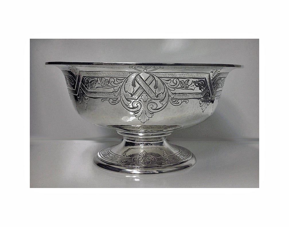Fine large Gorham American Sterling Silver Bowl, C.1935. The 