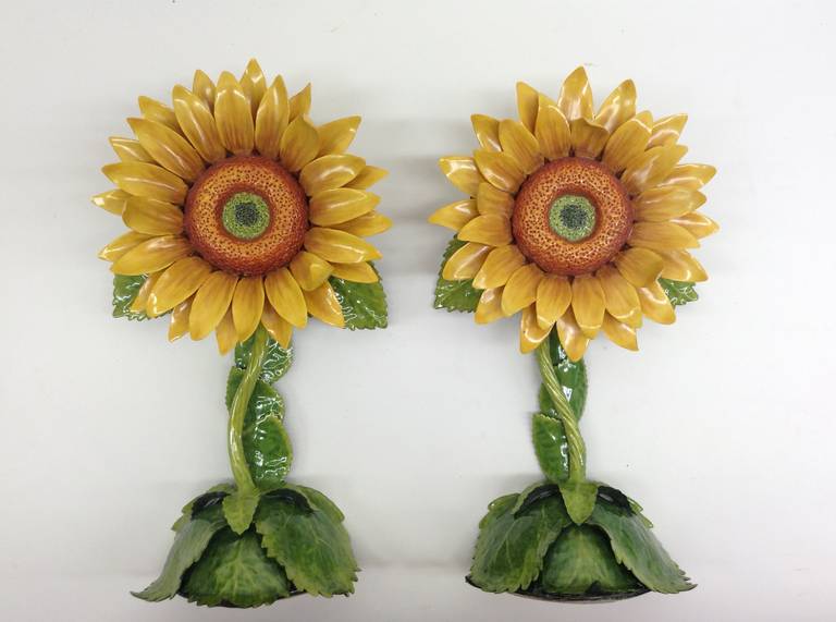 Paar stehende Porzellan-Sonnenblumen