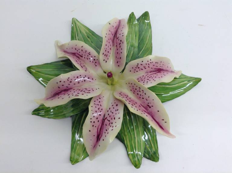 Chinese Export Rubrium Lily Handcrafted Porcelain Objet d'Art For Sale