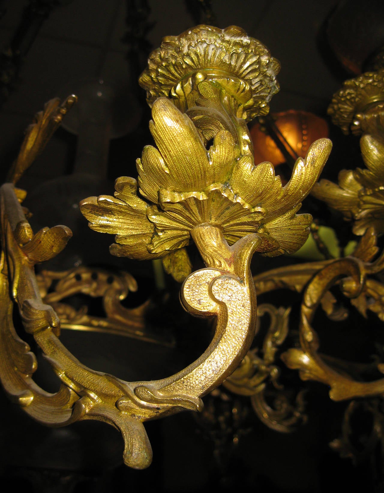 Beveled 19th century Regency Doré Bronze Chandelier For Sale