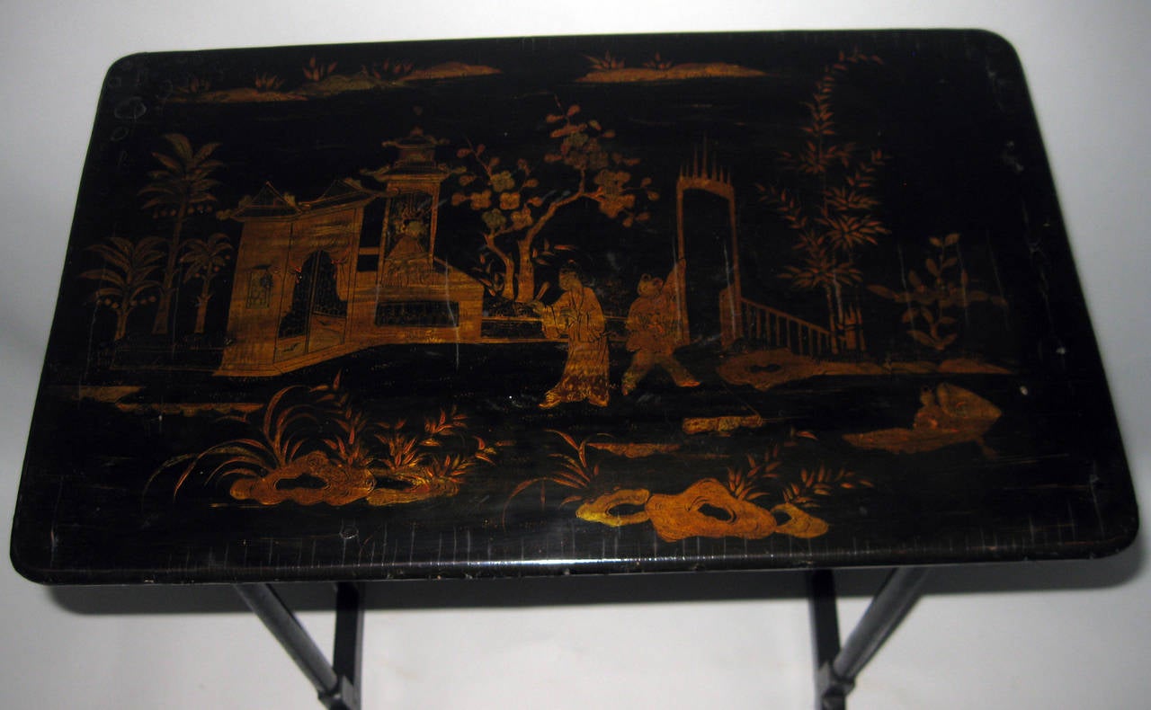 19th century Set of Four Black Lacquered Japanned Chinoiserie Nesting Tables In Good Condition In Savannah, GA