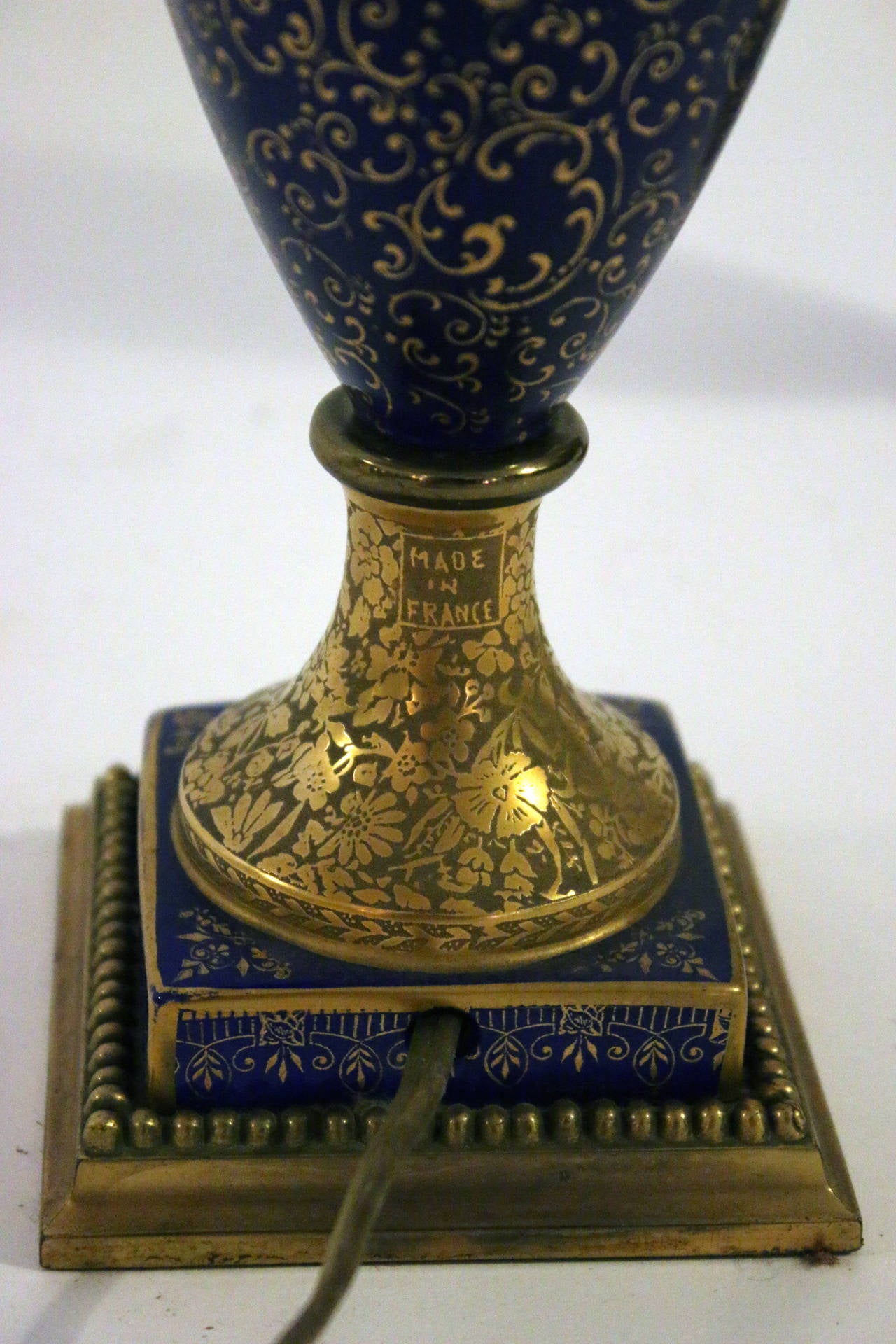 Sèvres Style Louis XVI Porcelain Lamp, Pair 2