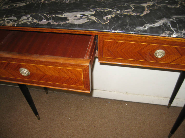 20th century Italian Mahogany and Inlaid Kingswood Console Table In Good Condition For Sale In Savannah, GA