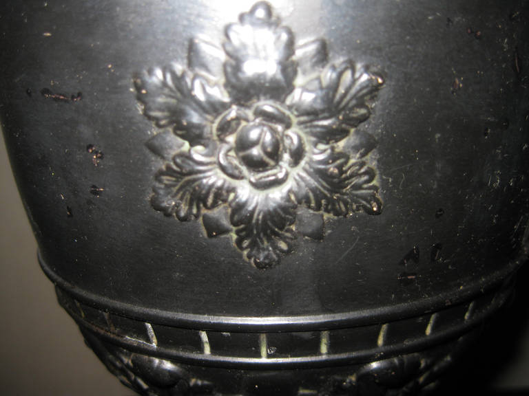 19th Century English Neoclassic Jasperware Basalt Urns 3