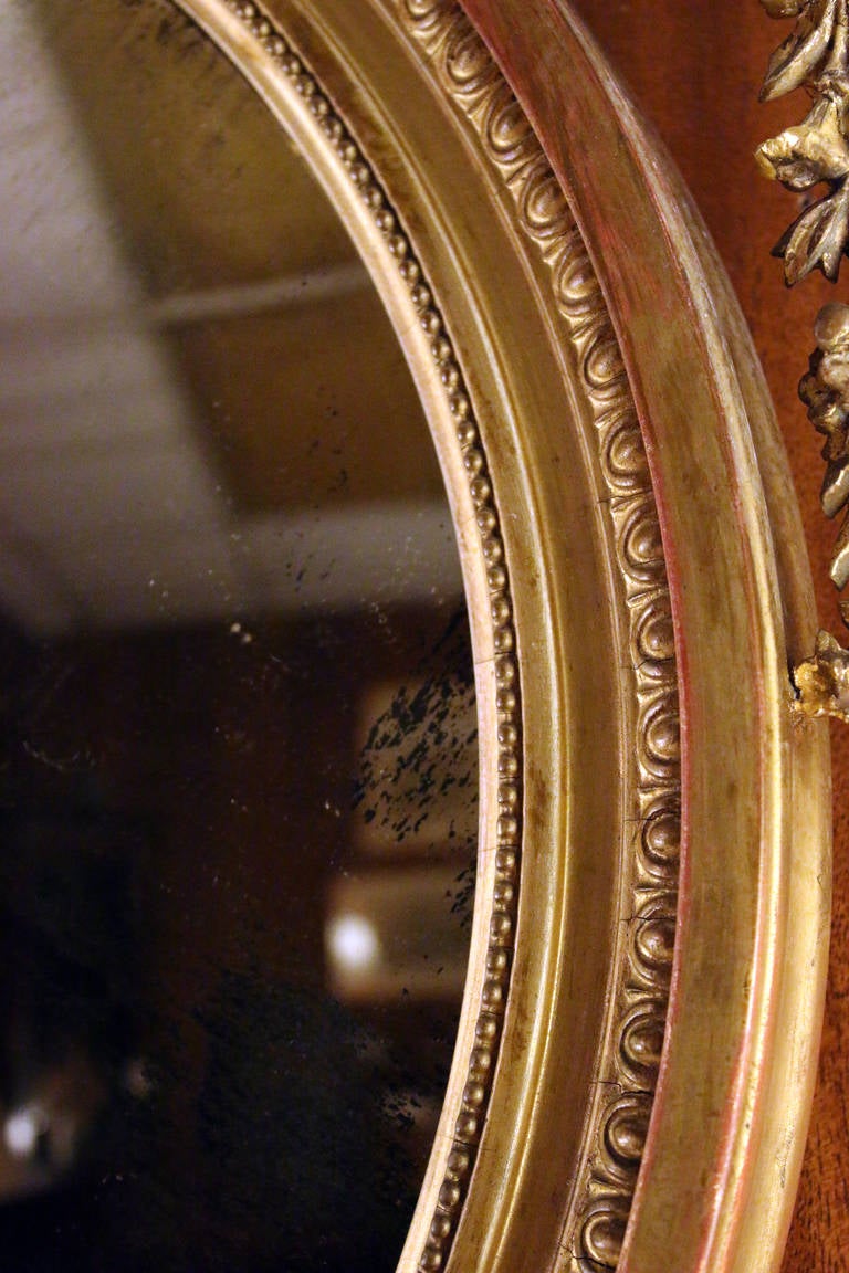 19th Century 19th century Adam Style Giltwood Convex Mirror with Gessoed Swags  For Sale