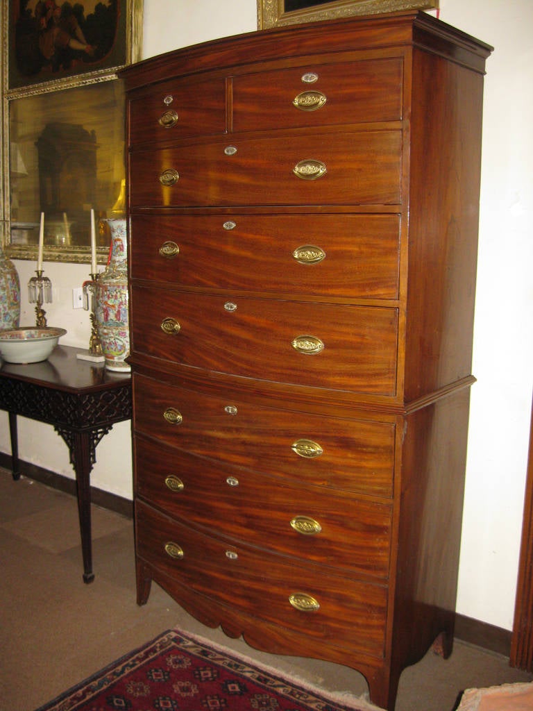 18th century Mahogany Hepplewhite Chest on Chest For Sale 1