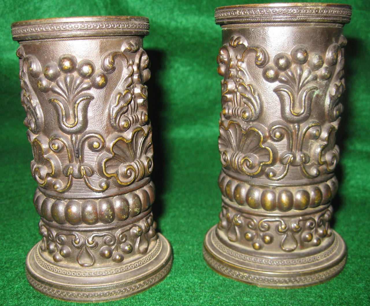 English Regency Bronze Petite Spill Vases For Sale at 1stdibs