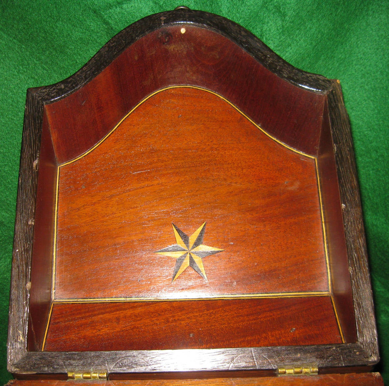 Sheraton 18th Century English  Inlaid Mahogany Knife Box