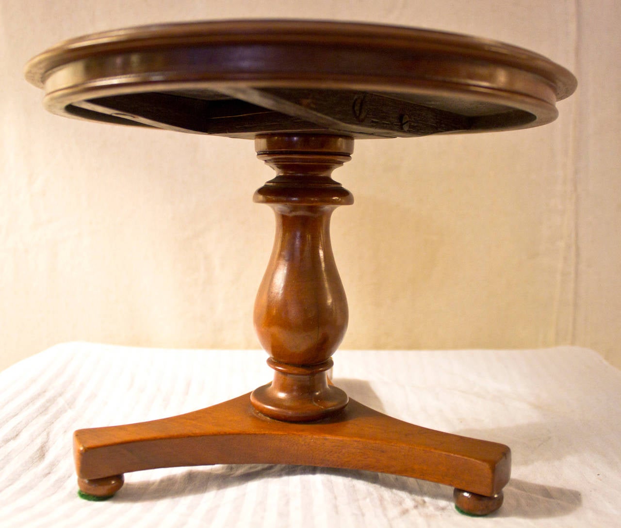 Mahogany 19th Century Regency Miniature Pedestal Table