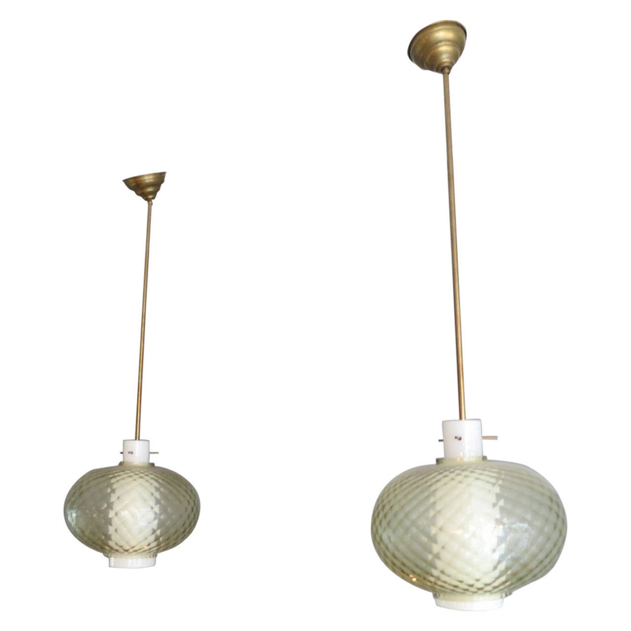Pair of Murano Glass Pendant Lights For Sale at 1stdibs