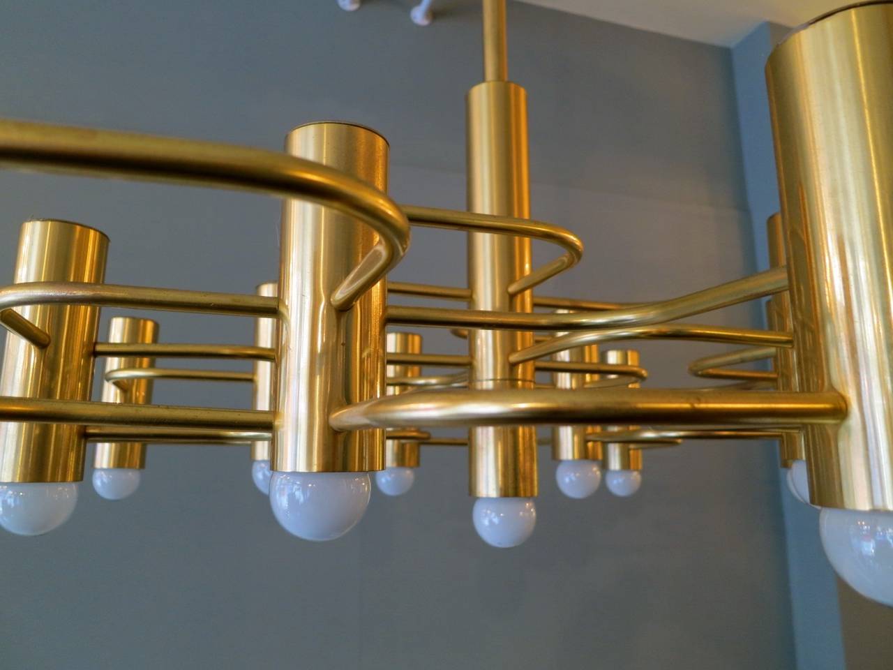 Large Gold Italian Sciolari Chandelier In Good Condition In London, GB