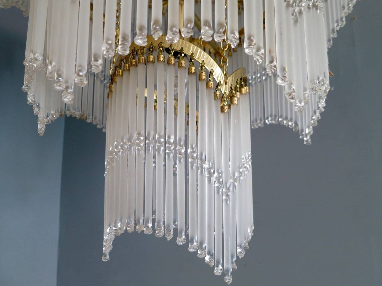Italian Waterfall Cascading Brass and Glass Chandelier In Excellent Condition In London, GB