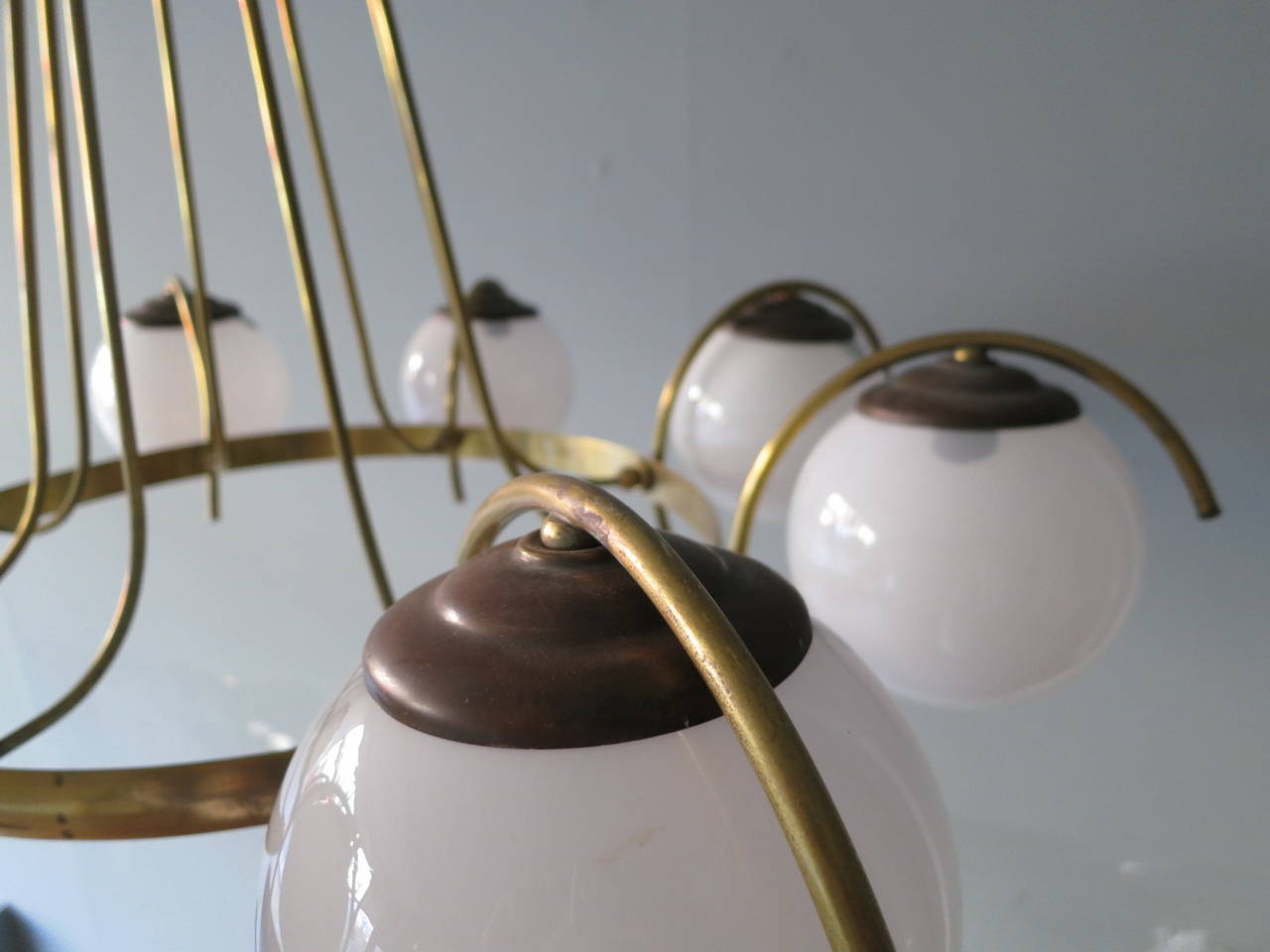 20th Century Italian Brass Chandelier Attributed to Arredoluce